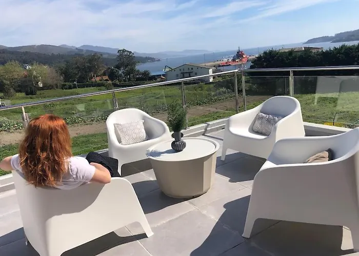 A Neida Casa Con Terraza Con Vistas Al Mar بيت للعطل *