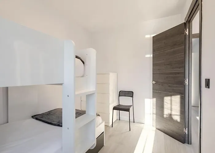 بيت للعطل A Neida Casa Con Terraza Con Vistas Al Mar ثي