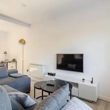 A Neida Casa Con Terraza Con Vistas Al Mar Casa vacanze Cee