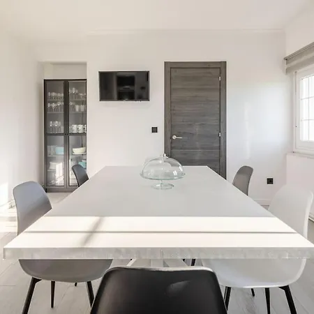 A Neida Casa Con Terraza Con Vistas Al Mar Cee