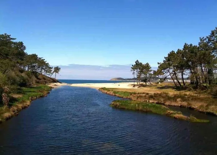 Дом отдыха A Neida Casa Con Terraza Con Vistas Al Mar